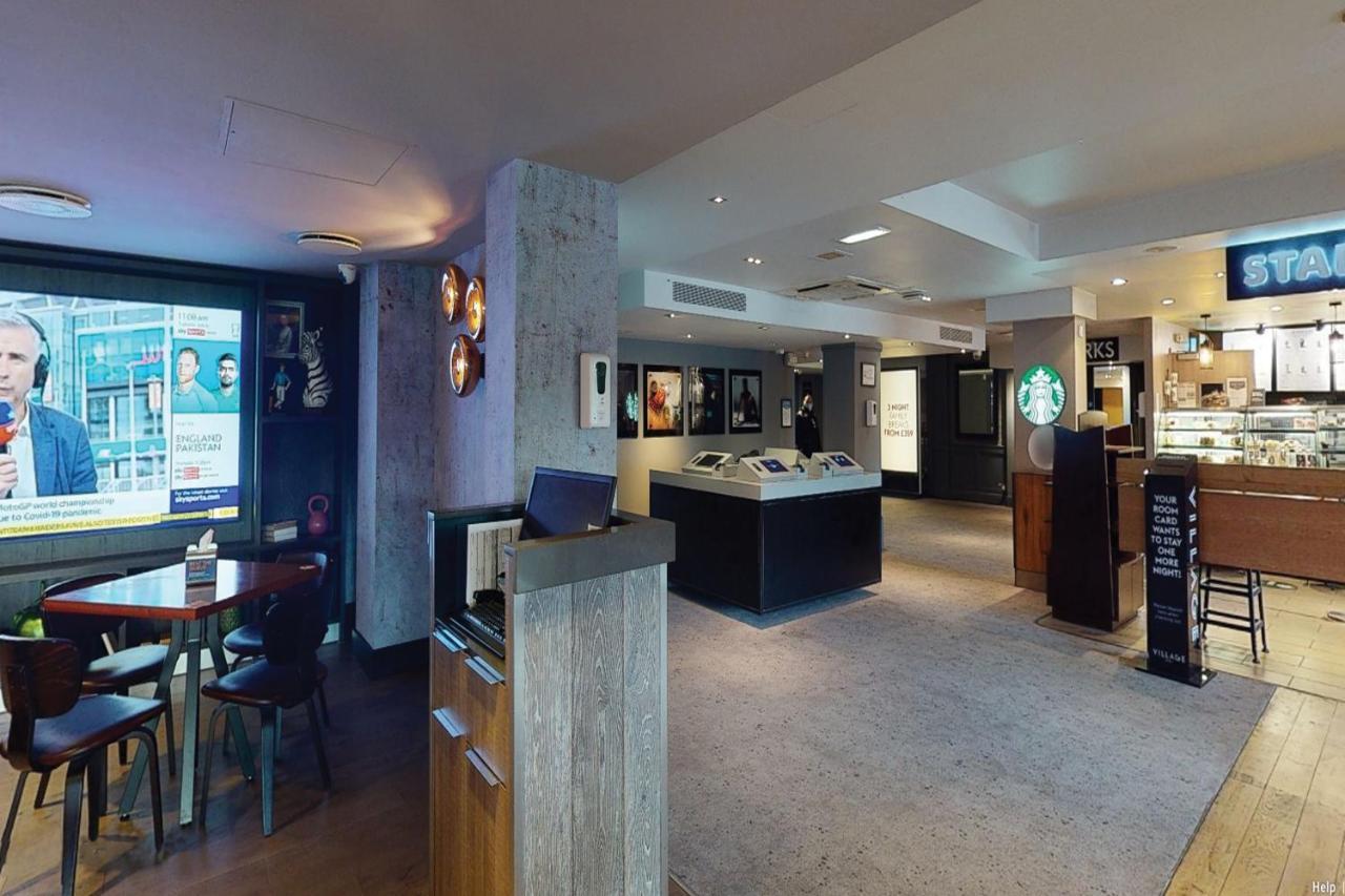 Village Hotel Warrington Екстер'єр фото